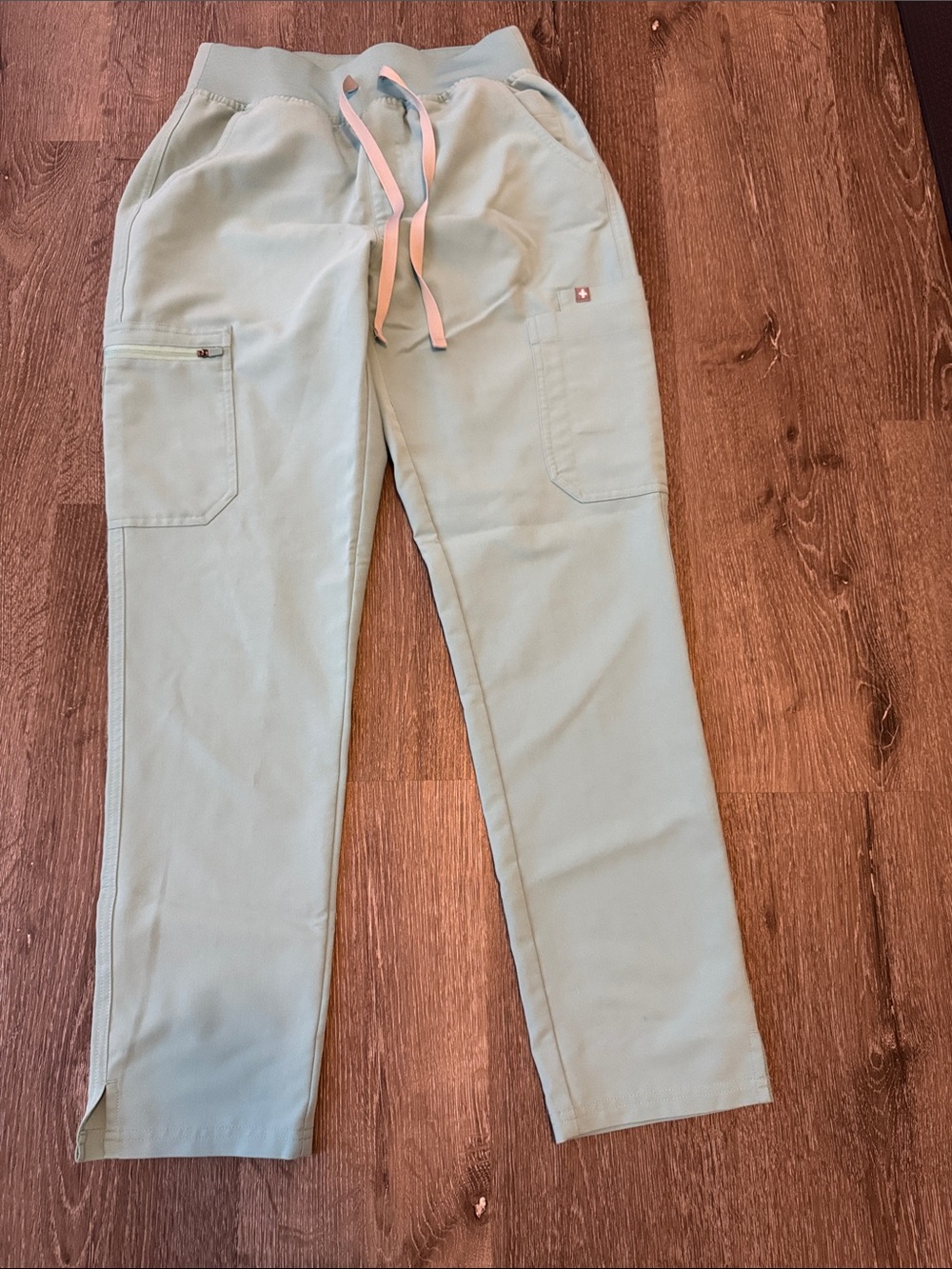 Figs sea glass Yola High-Rise Slim Scrub Pant